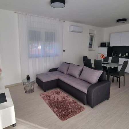 Gabi Apartment Grebaštica Екстериор снимка