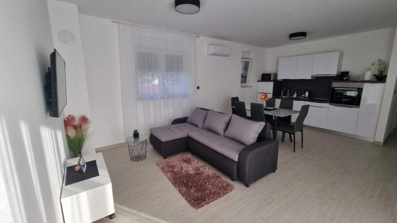 Gabi Apartment Grebaštica Екстериор снимка